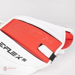 CCM Extreme Flex 5 Senior Goalie Catcher - 600 Break Angle -CCM Hockey ccm catchers ccm extreme flex 5 senior goalie catcher 600 break angle 27972556357698