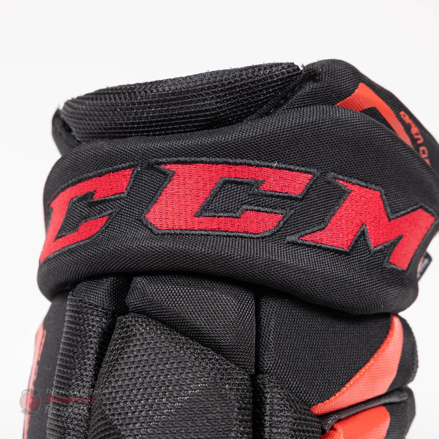 CCM Jetspeed FT4 Junior Hockey Gloves 13 CCM Jetspeed FT4 Junior Hockey Gloves - Image 11
