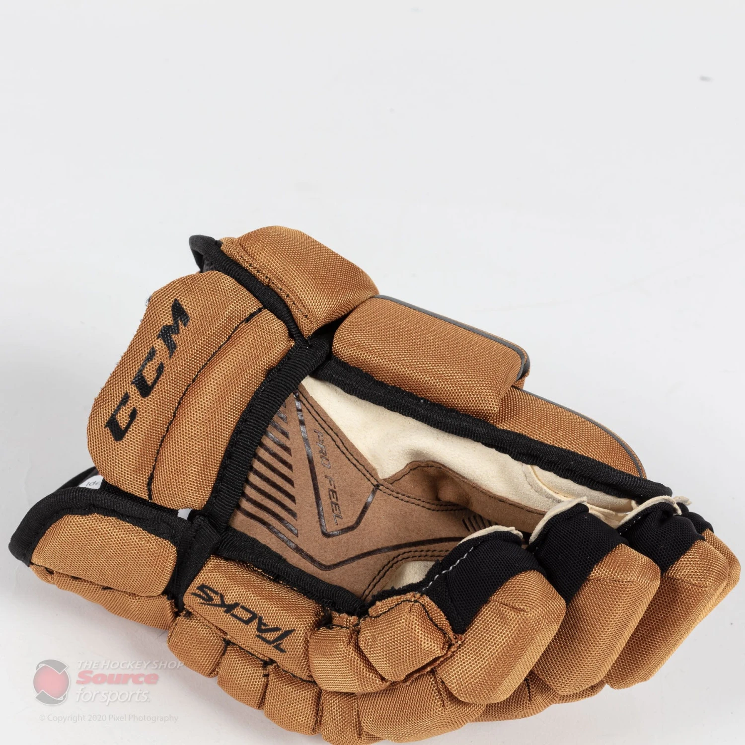 CCM Tacks Vector Plus Junior Hockey Gloves (2020) 7 CCM Tacks Vector Plus Junior Hockey Gloves (2020) - Image 5