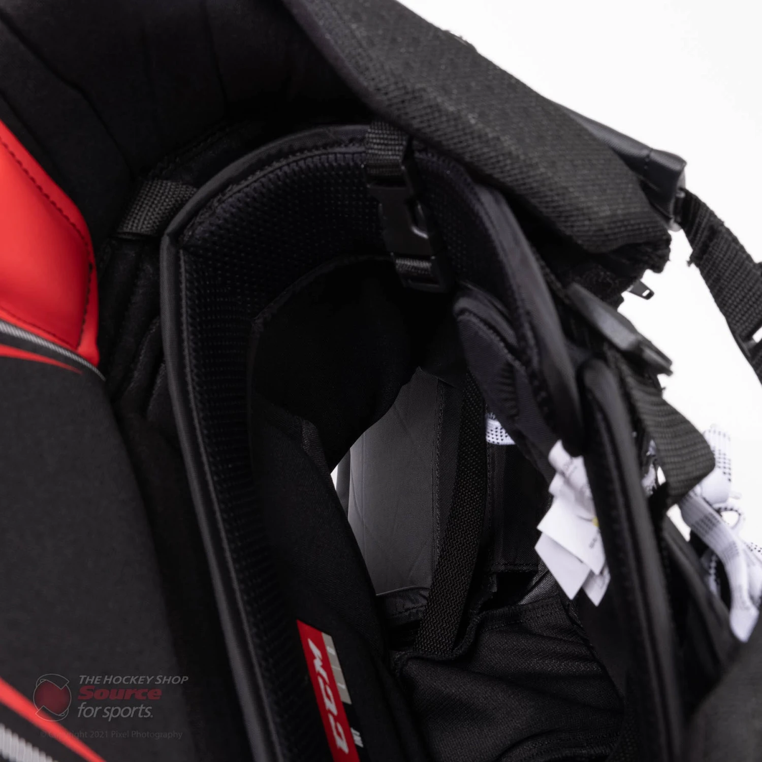 CCM 1.9 Intermediate Goalie Pants 16 CCM 1.9 Intermediate Goalie Pants - Image 14