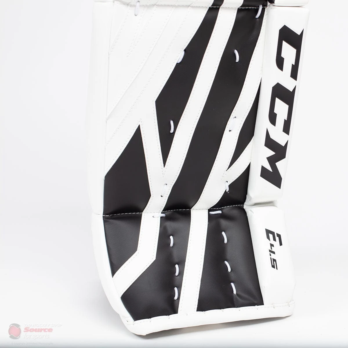 CCM Extreme Flex E4.5 Junior Goalie Leg Pads - Source Exclusive 5 CCM Extreme Flex E4.5 Junior Goalie Leg Pads - Source Exclusive - Image 3