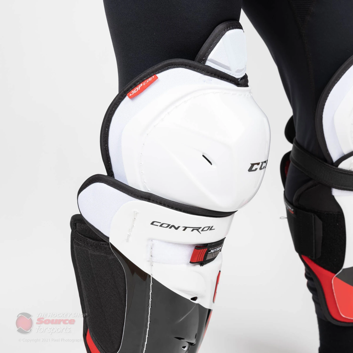 CCM Jetspeed Control Senior Hockey Shin Guards (2021) 8 CCM Jetspeed Control Senior Hockey Shin Guards (2021) - Image 6